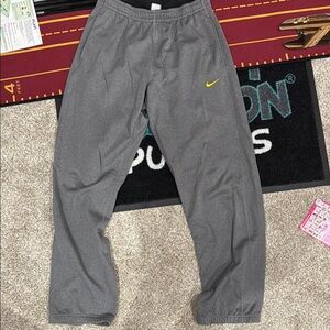 Nike Livestrong Gray Sweatpants with Yellow Swoosh, Size L, EUC